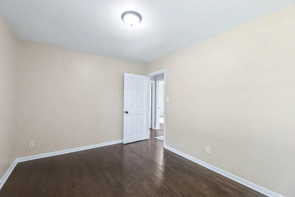 704 Redwood Circle Columbia TN 38401