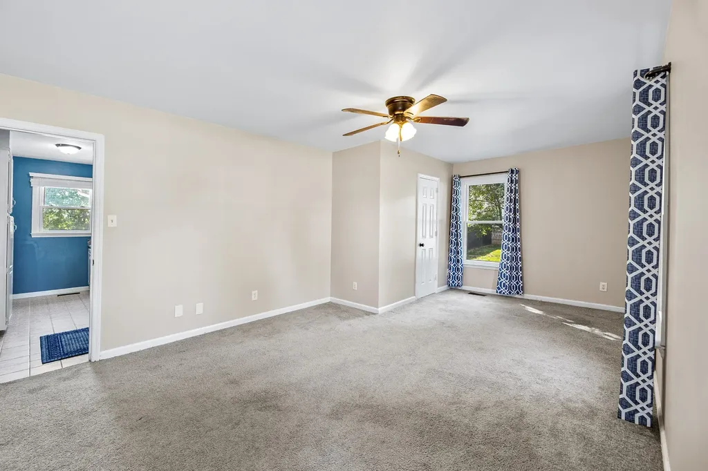 704 Redwood Circle Columbia TN 38401