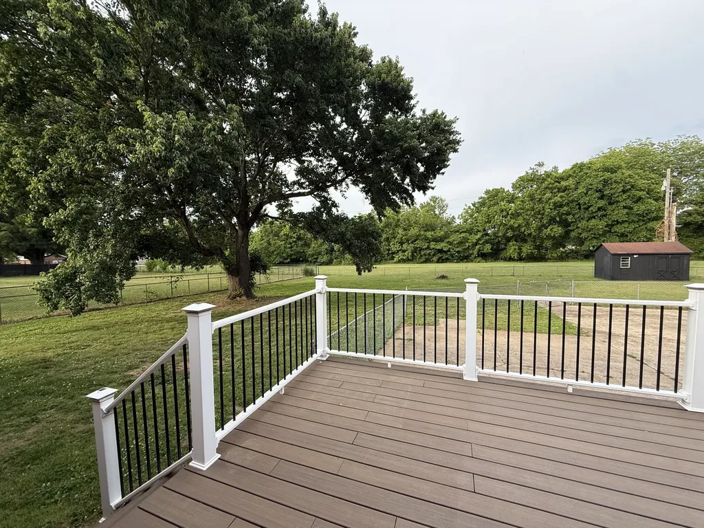 704 Redwood Circle Columbia TN 38401