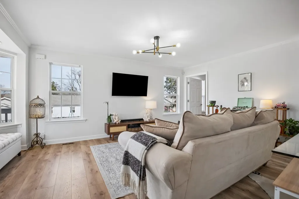 2418C Abbott Martin Road Nashville TN 37215