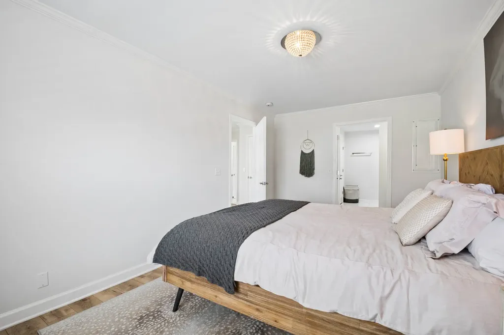 2418C Abbott Martin Road Nashville TN 37215