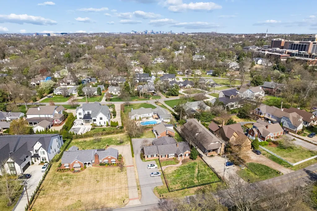 2418C Abbott Martin Road Nashville TN 37215