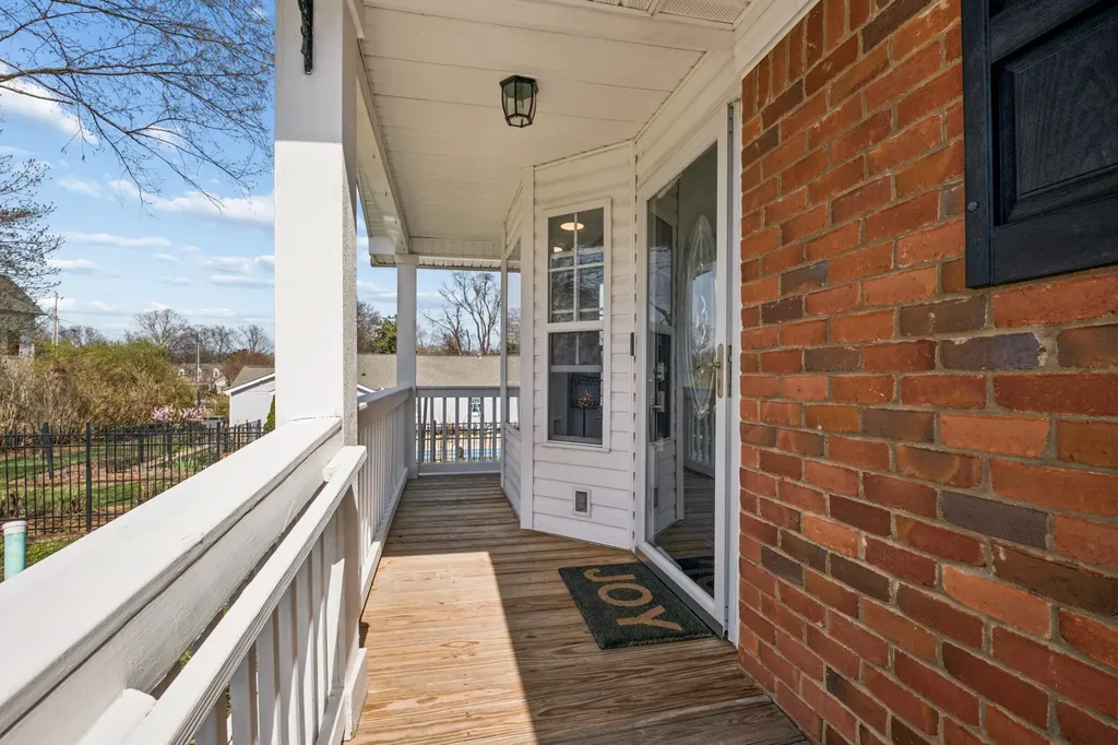 2418C Abbott Martin Road Nashville TN 37215