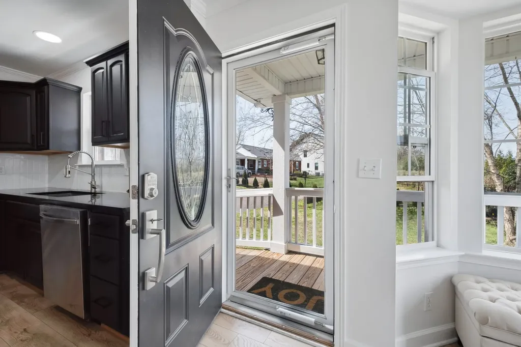 2418C Abbott Martin Road Nashville TN 37215