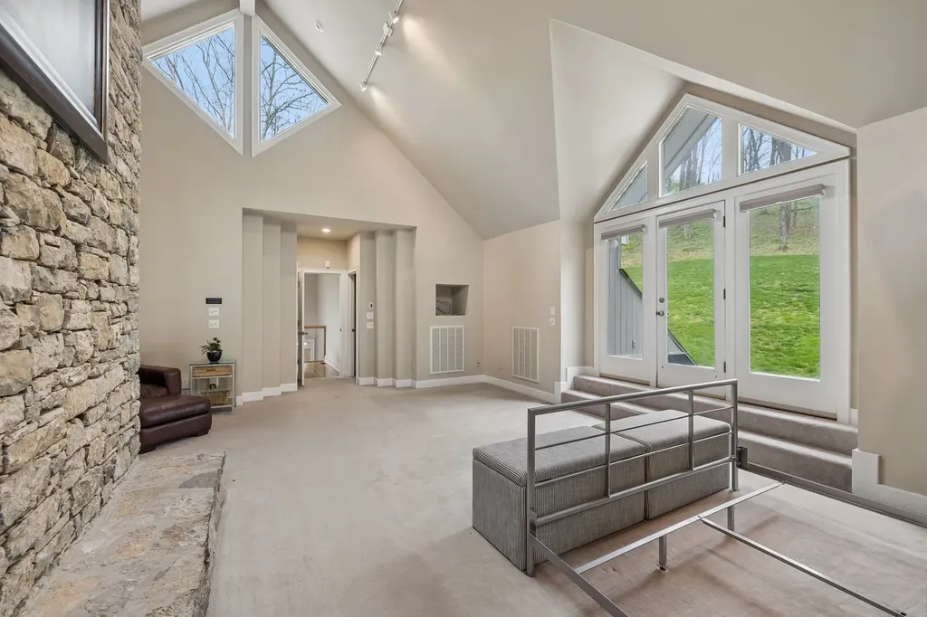 2025 Lynnwood Drive Franklin TN 37069