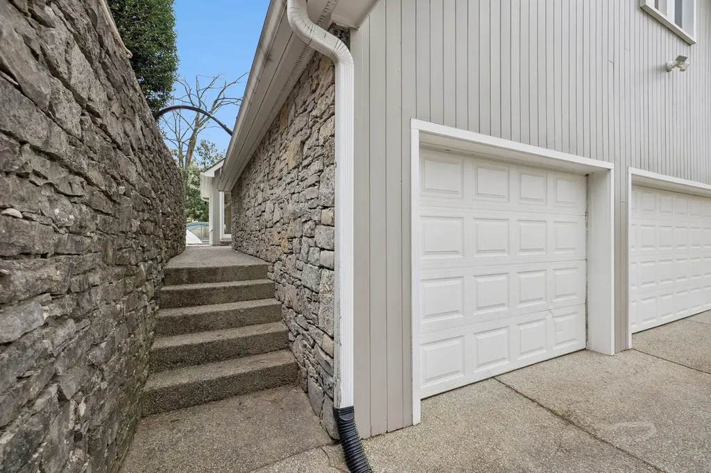 2025 Lynnwood Drive Franklin TN 37069