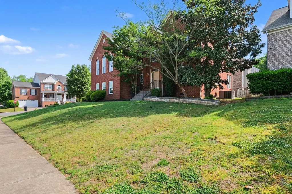 131 Herons Nest Lane Hendersonville TN 37075