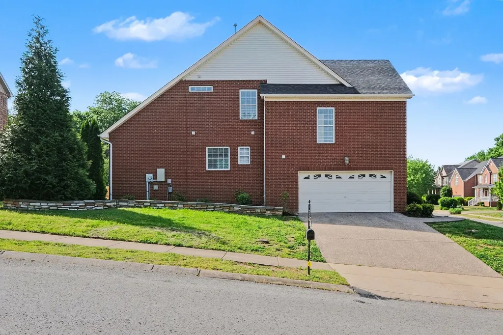131 Herons Nest Lane Hendersonville TN 37075