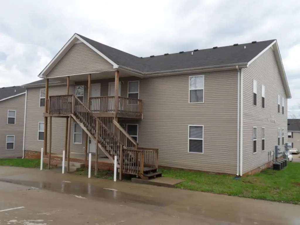 421 Alma Lane Clarksville TN 37043