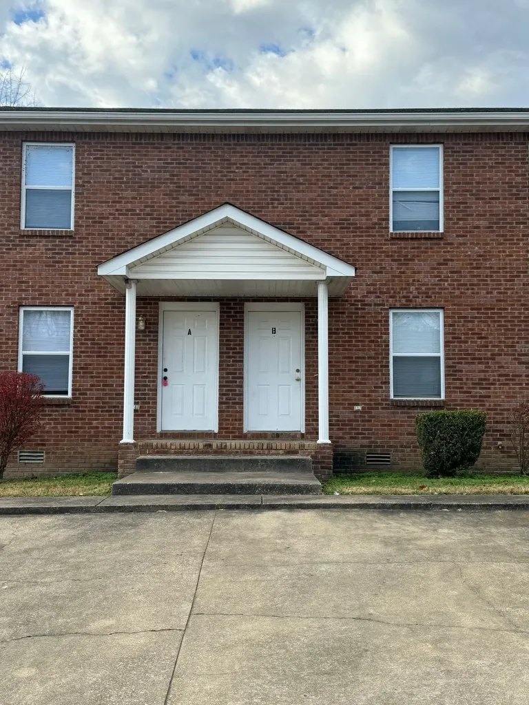 1720 Baltimore Clarksville TN 37043