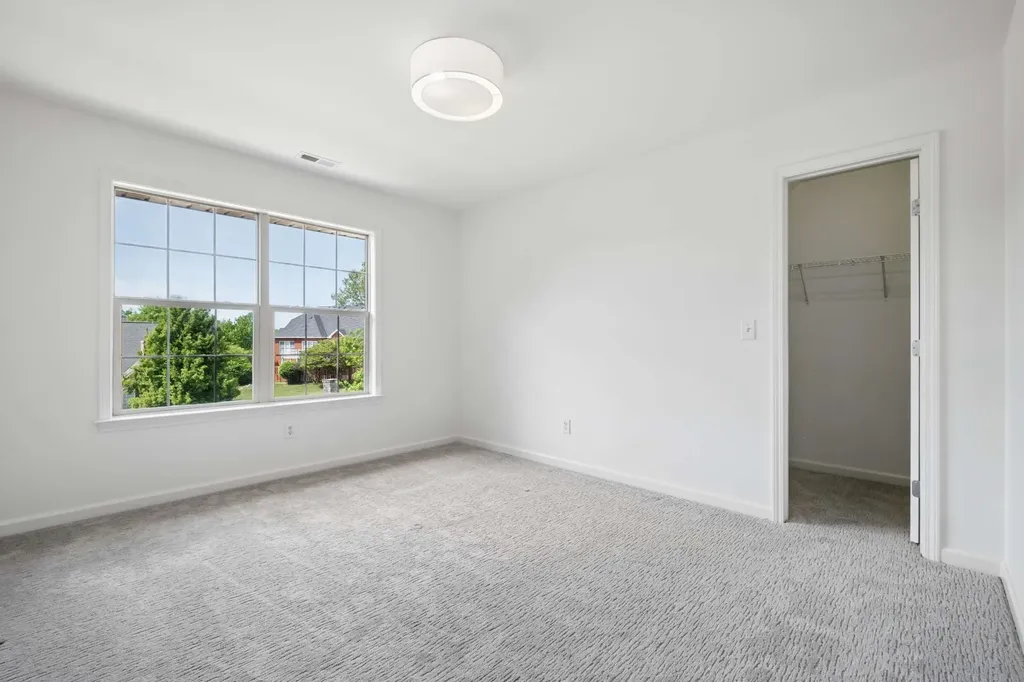 2001 Bairnsdale Drive Thompsons Station TN 37179