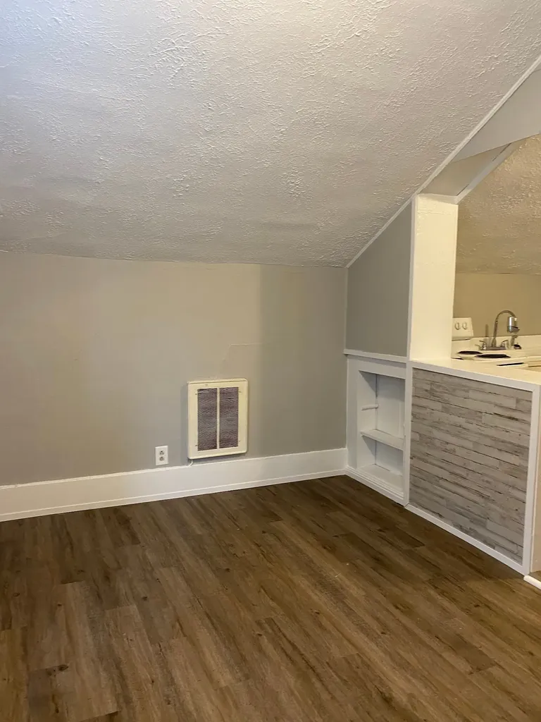 443 Greenwood Avenue Clarksville TN 37040