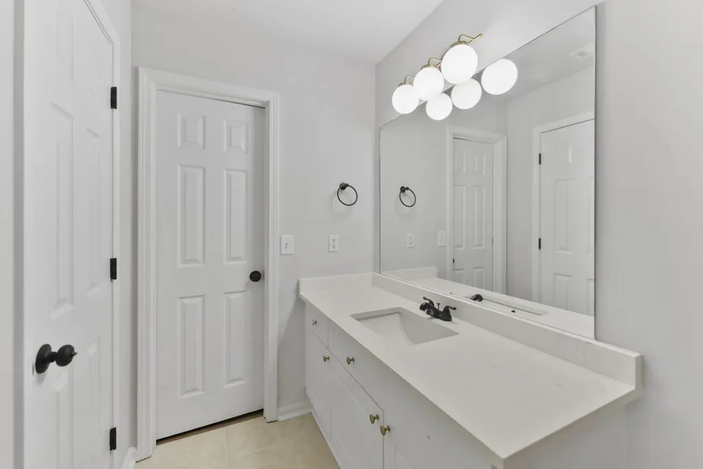 1626 Jo Ann Drive La Vergne TN 37086