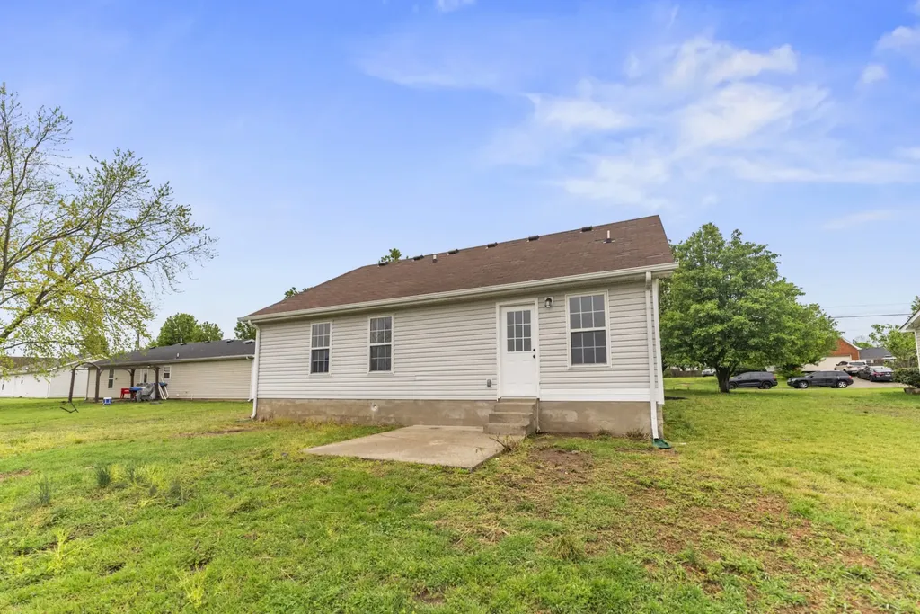 1626 Jo Ann Drive La Vergne TN 37086