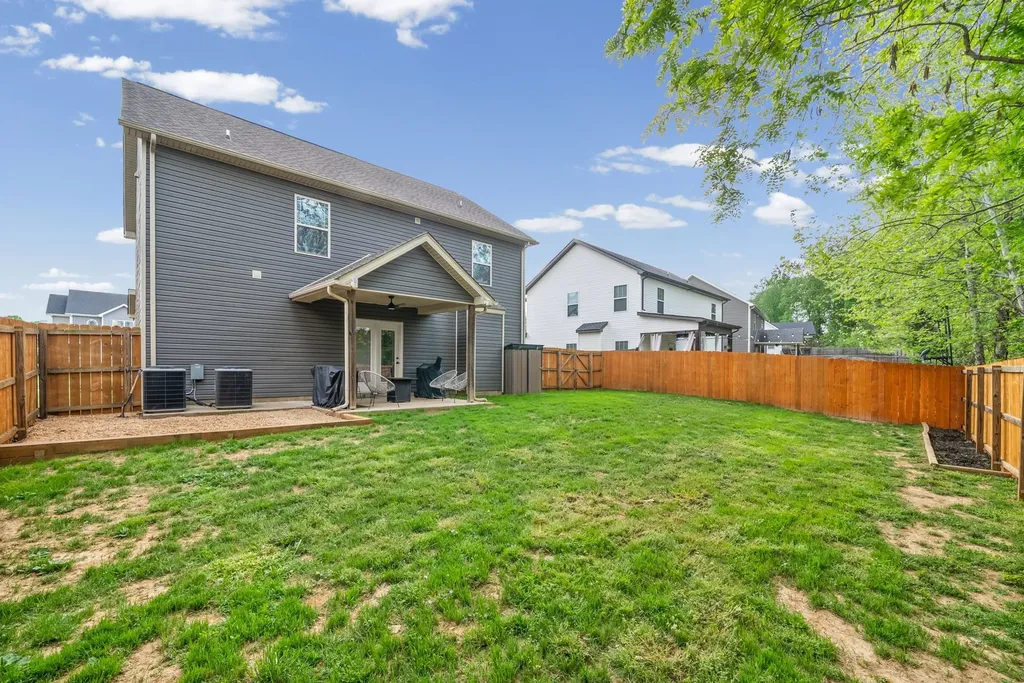 513 Somerset Lane Clarksville TN 37042