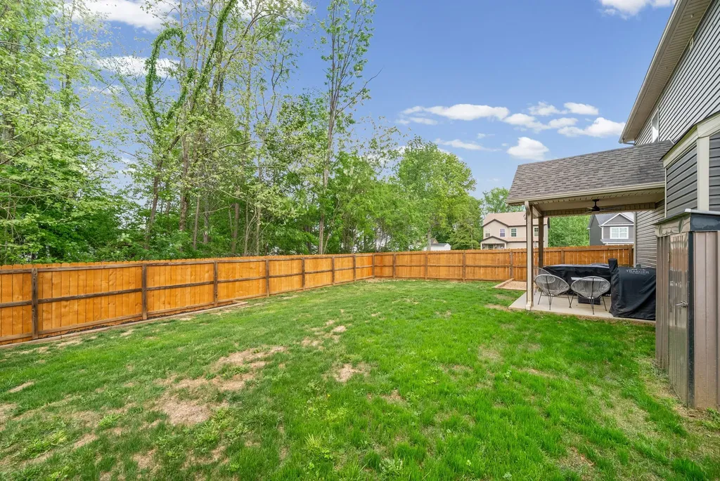 513 Somerset Lane Clarksville TN 37042