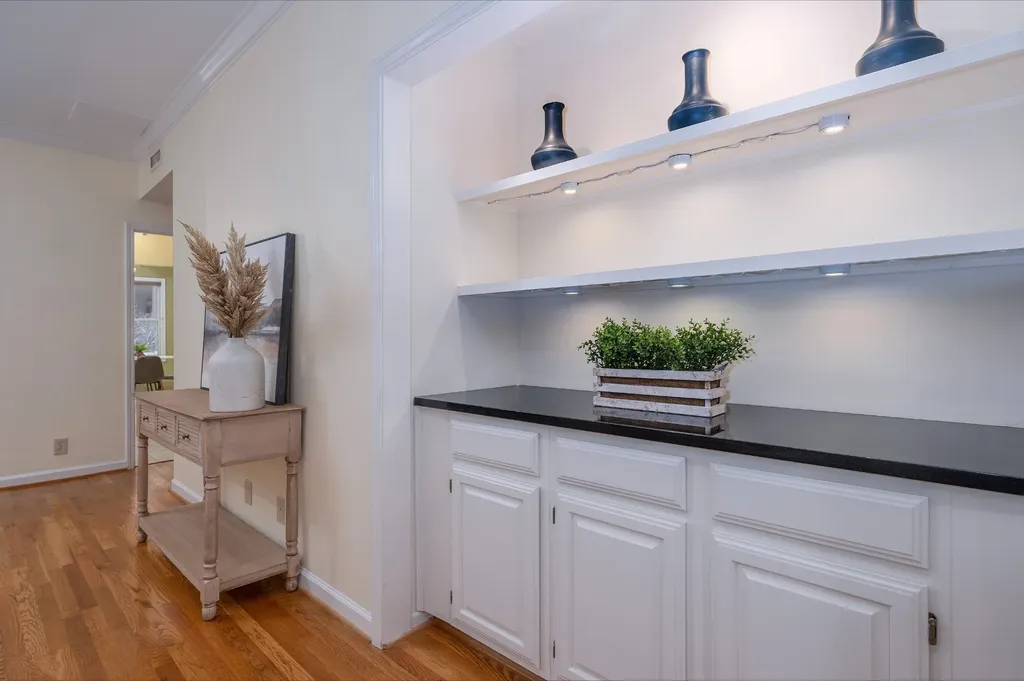 3818 West End Avenue Nashville TN 37205
