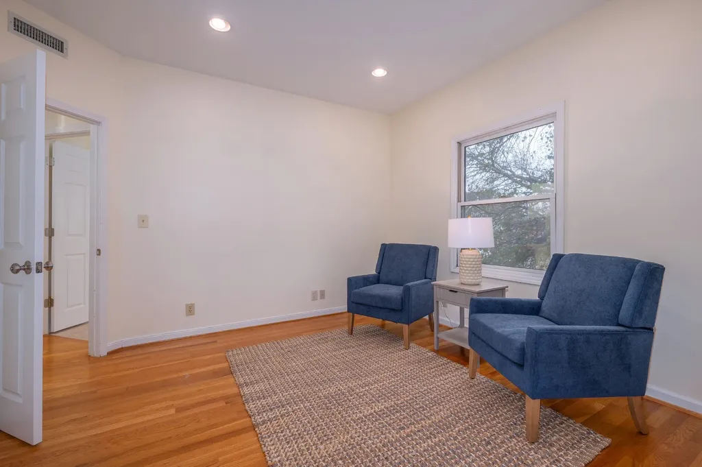 3818 West End Avenue Nashville TN 37205