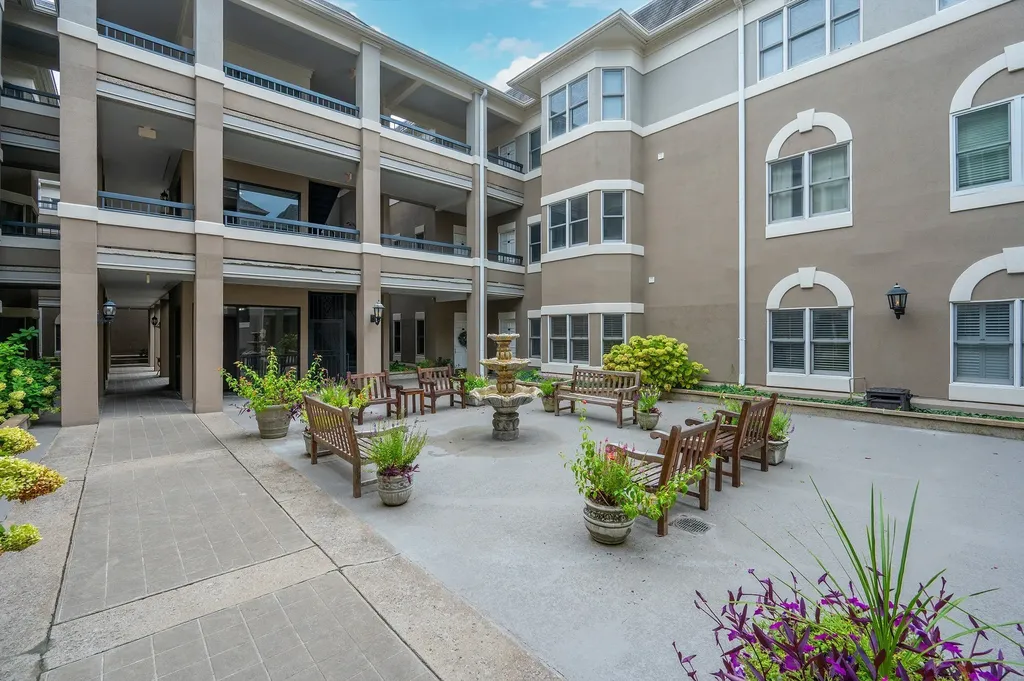 3818 West End Avenue Nashville TN 37205