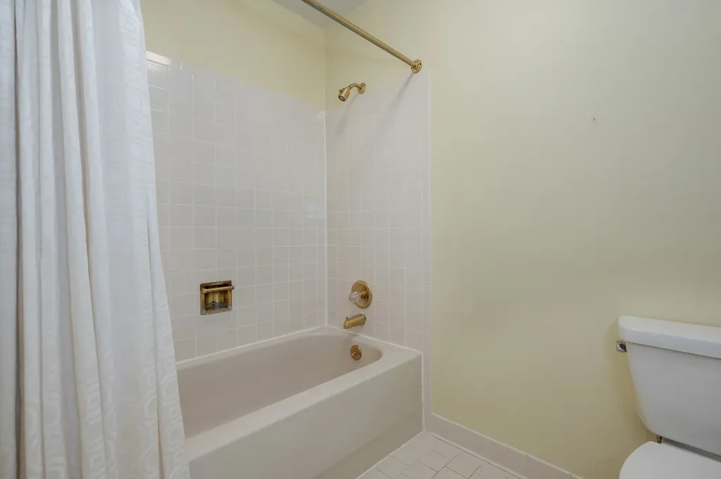 3818 West End Avenue Nashville TN 37205