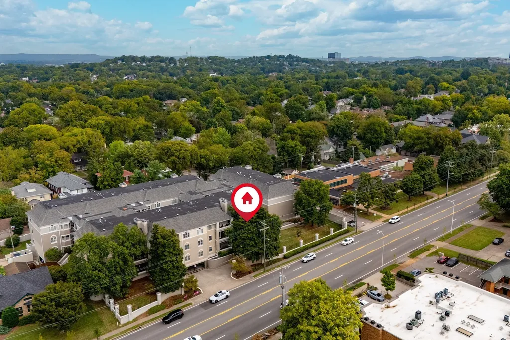 3818 West End Avenue Nashville TN 37205