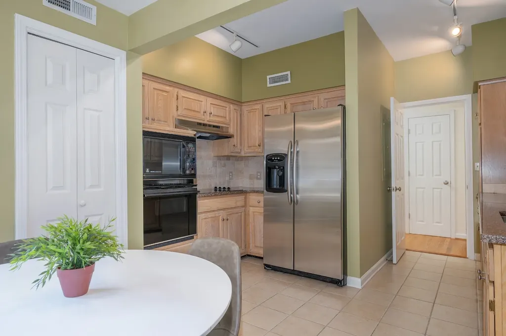 3818 West End Avenue Nashville TN 37205