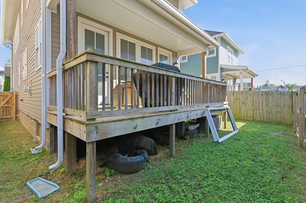 1503 61st Ave, N Nashville TN 37209