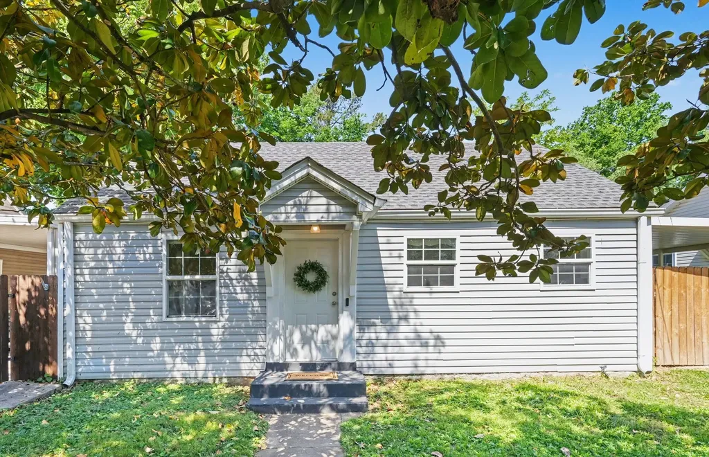 2122 Denham Avenue Columbia TN 38401