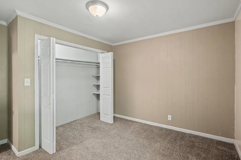 2122 Denham Avenue Columbia TN 38401