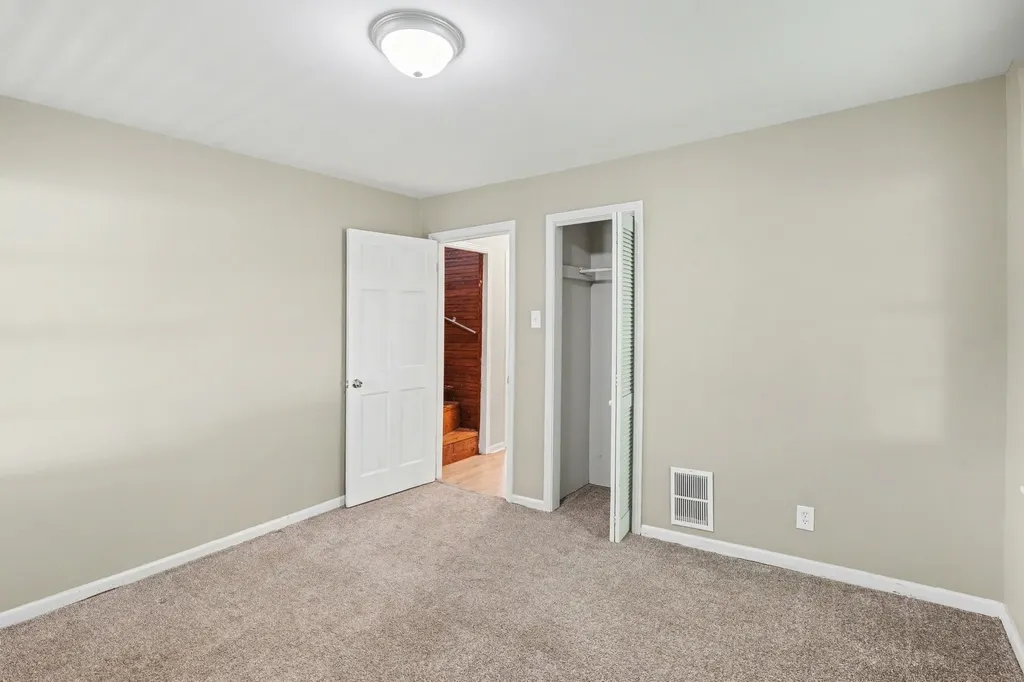 2122 Denham Avenue Columbia TN 38401