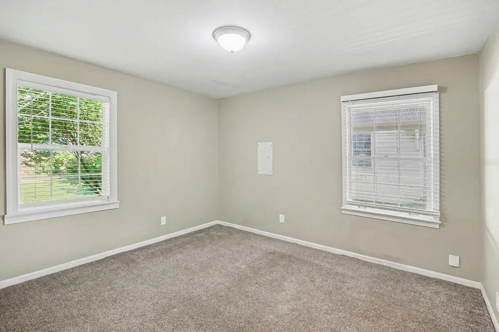 2122 Denham Avenue Columbia TN 38401