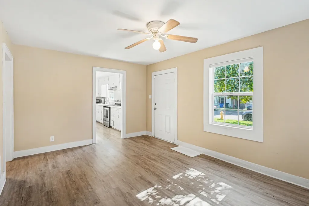 2122 Denham Avenue Columbia TN 38401