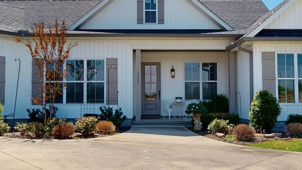 1425 E 10th Street Cookeville TN 38501