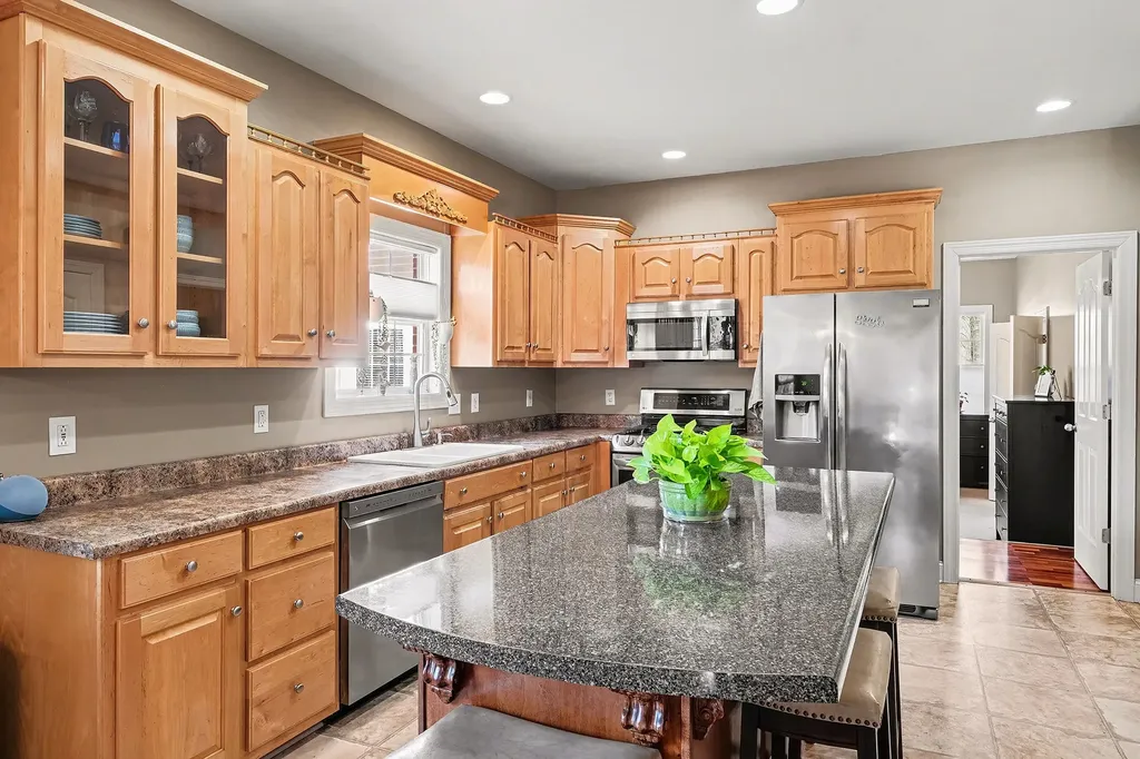 1238 Sam Johnson Road Columbia TN 38401