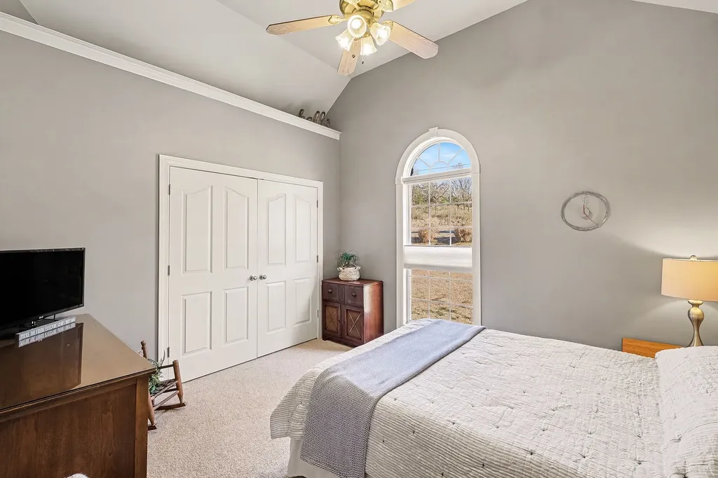 1238 Sam Johnson Road Columbia TN 38401
