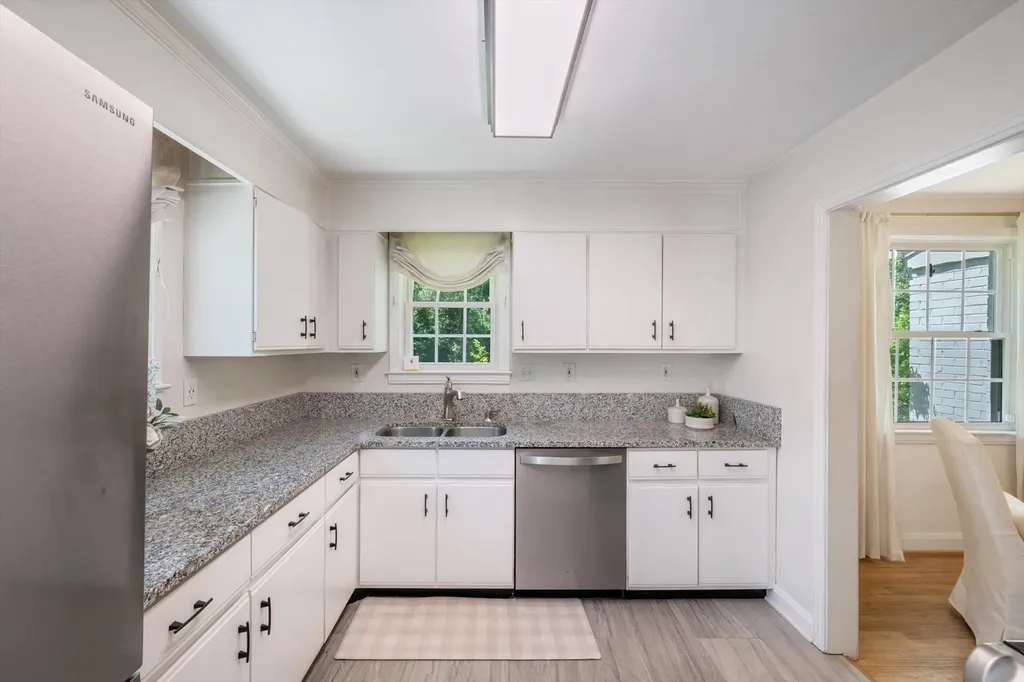 727 Woodmere Drive Nashville TN 37217
