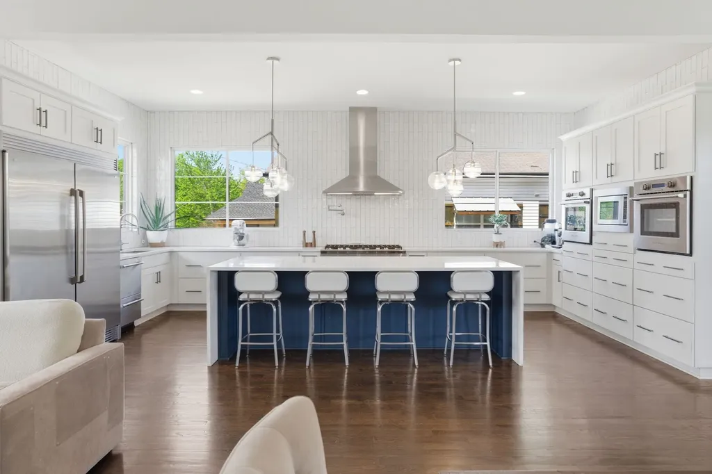 1606 10th Ave, N Nashville TN 37208