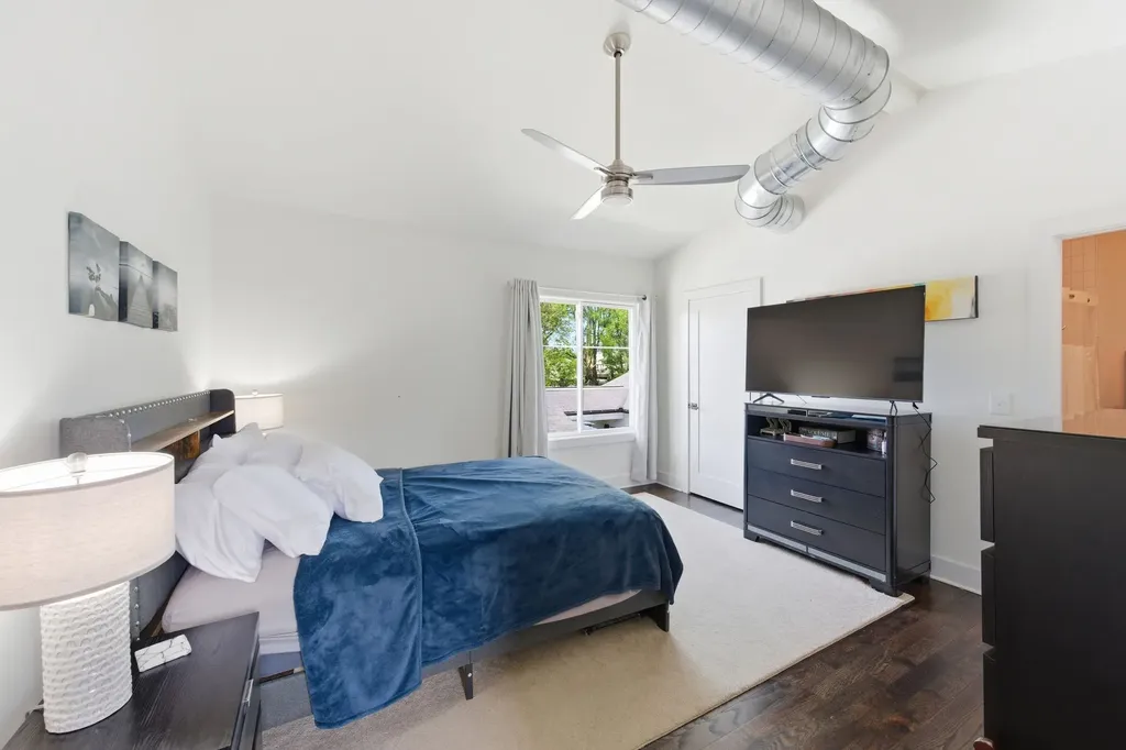 1606 10th Ave, N Nashville TN 37208