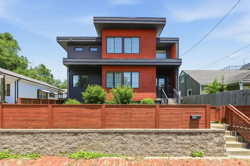 1606 10th Ave, N Nashville TN 37208