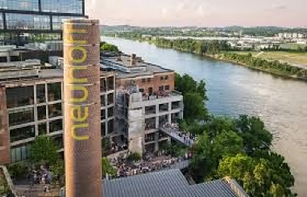1606 10th Ave, N Nashville TN 37208