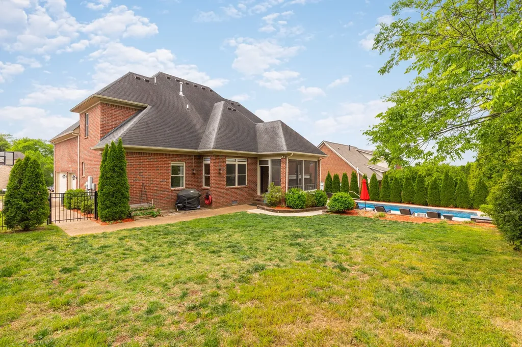 1532 Stokley Lane Old Hickory TN 37138