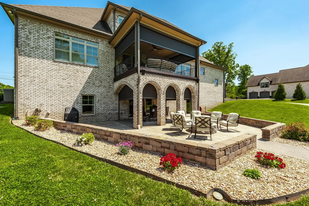 872 Douglas Bend Road Gallatin TN 37066