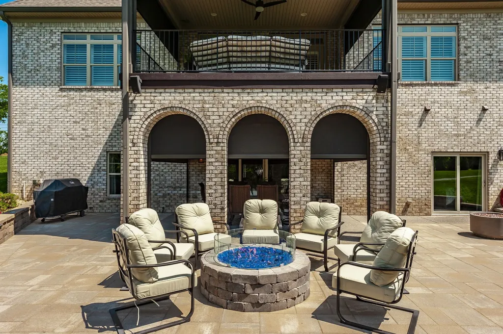 872 Douglas Bend Road Gallatin TN 37066
