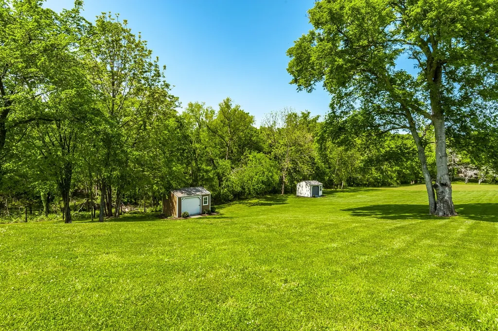 872 Douglas Bend Road Gallatin TN 37066