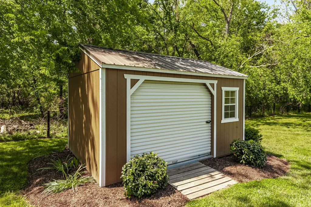 872 Douglas Bend Road Gallatin TN 37066