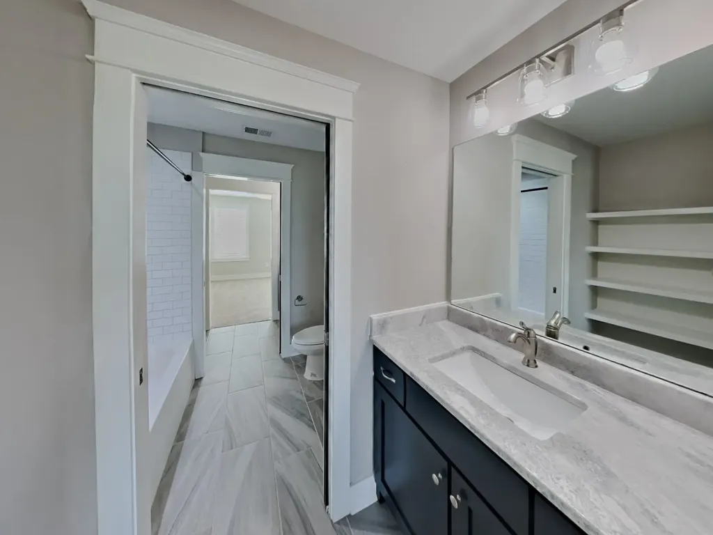 6813 Charlotte Pike Nashville TN 37209