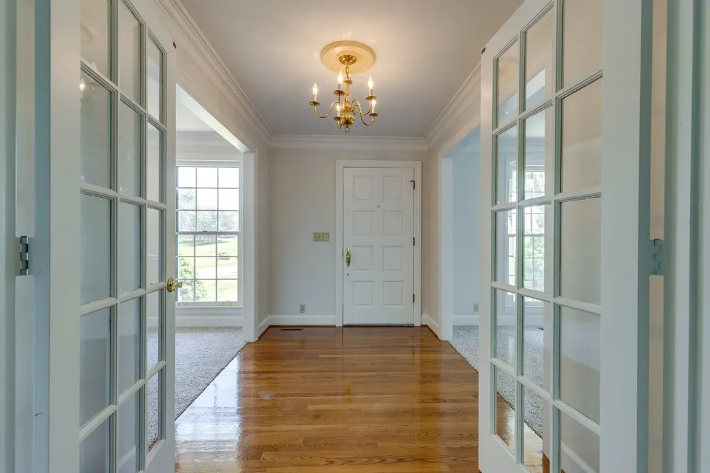 325 Clearview Drive Springfield TN 37172