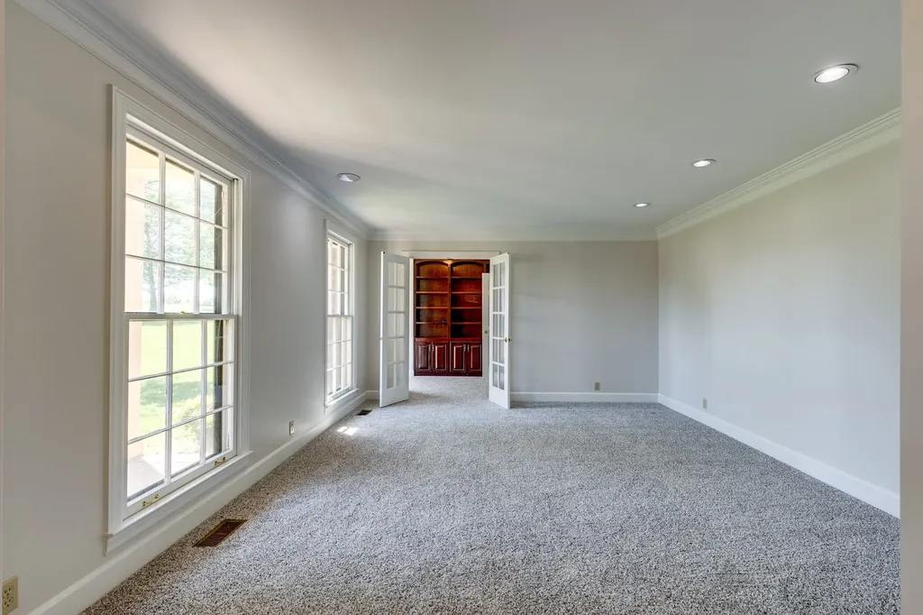 325 Clearview Drive Springfield TN 37172