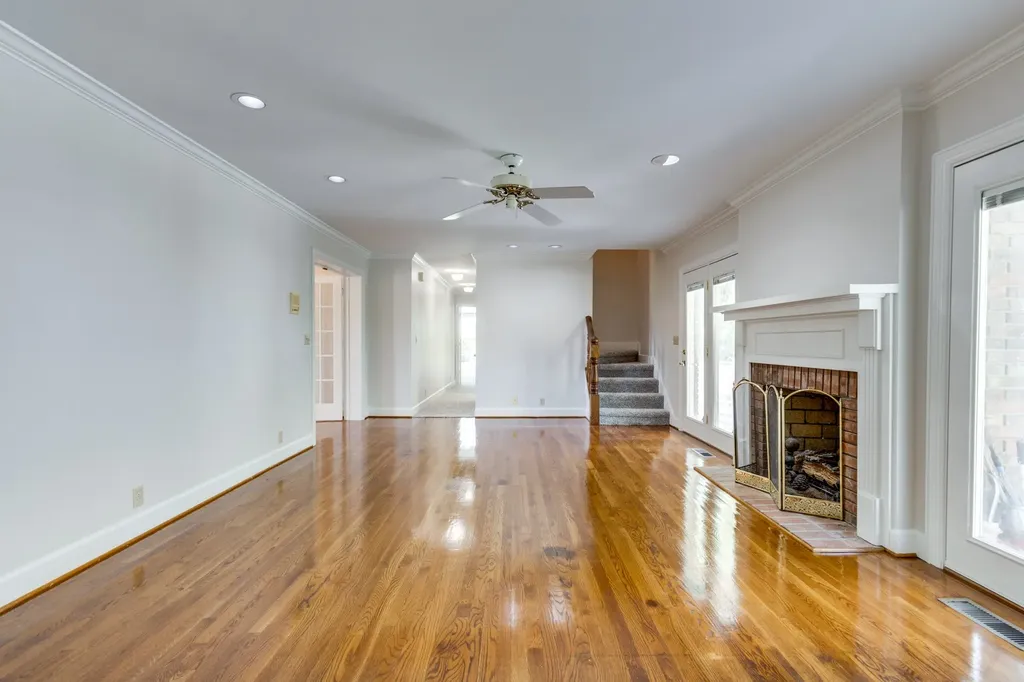 325 Clearview Drive Springfield TN 37172
