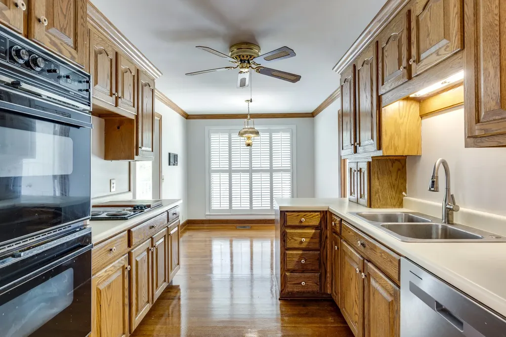 325 Clearview Drive Springfield TN 37172